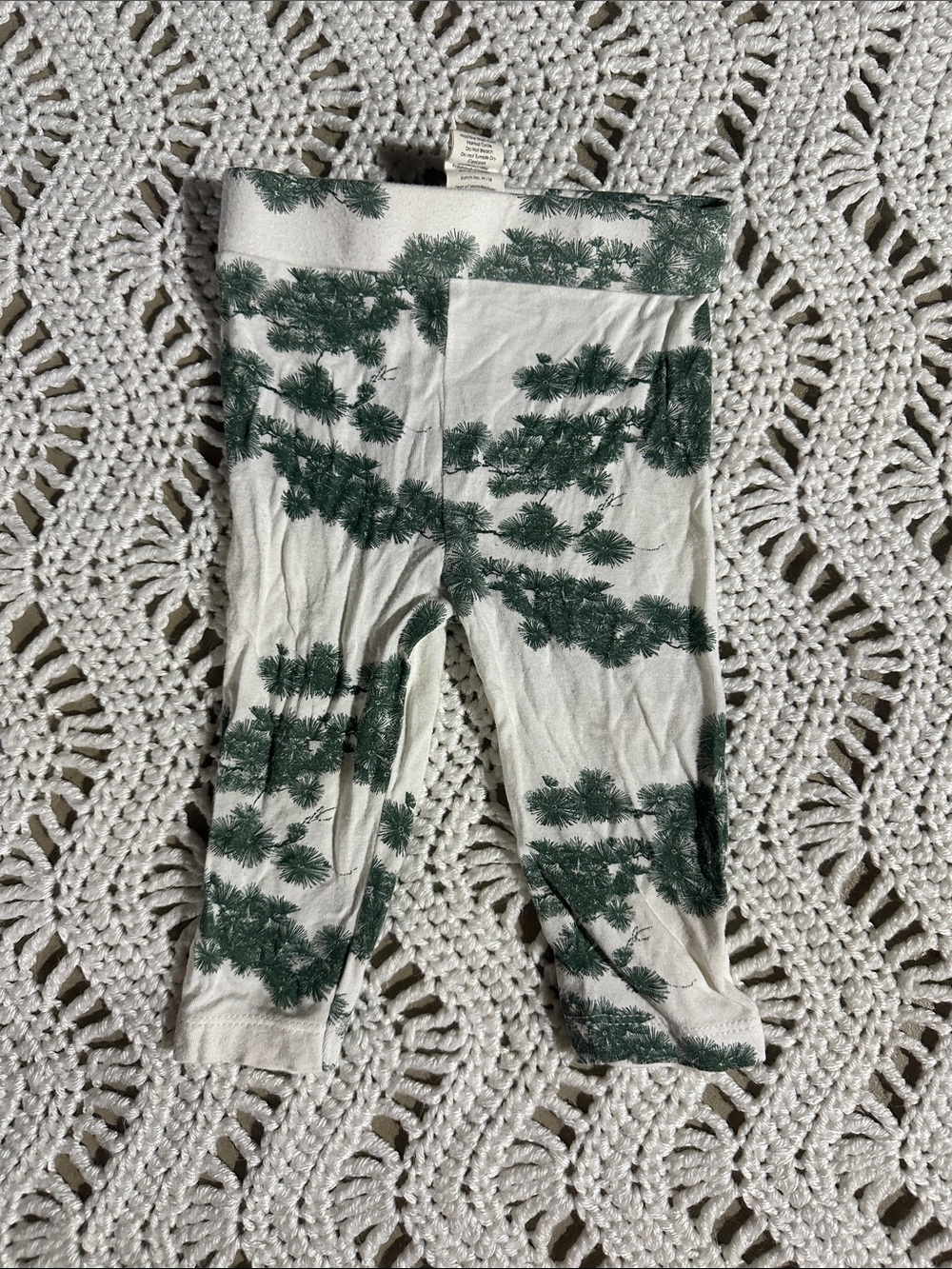kate quinn Green Pine Branch Print Baby Leggings